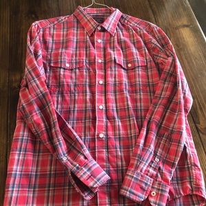 Untuckit mens shirt
